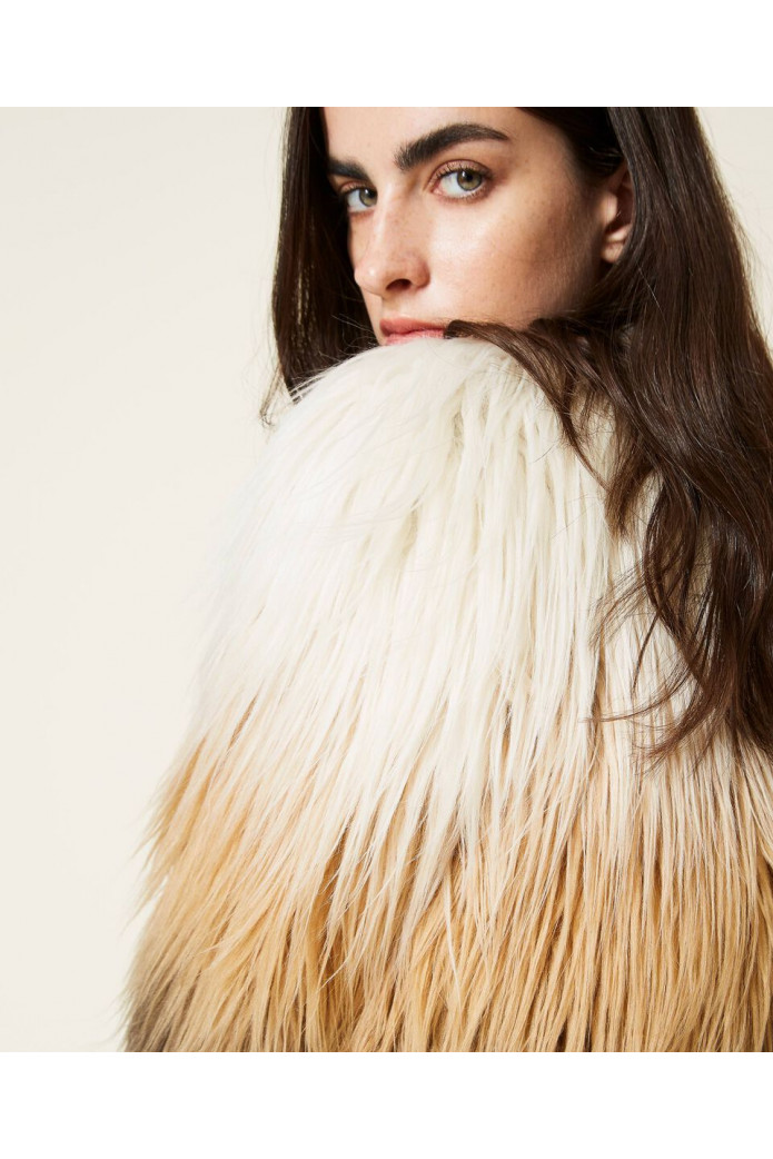 Abrigo de pelo sintético degradado