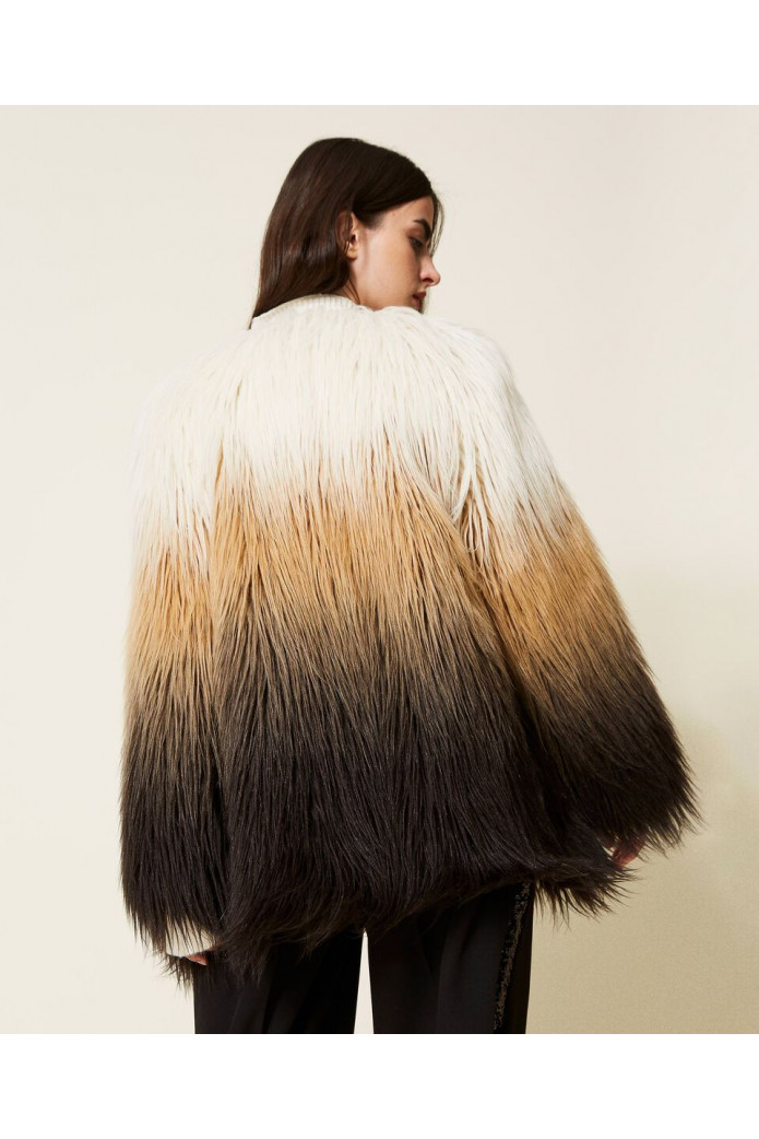 Abrigo de pelo sintético degradado