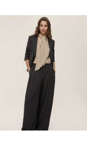 JERSEY OVERSIZE CON BUFANDA - BEIGE