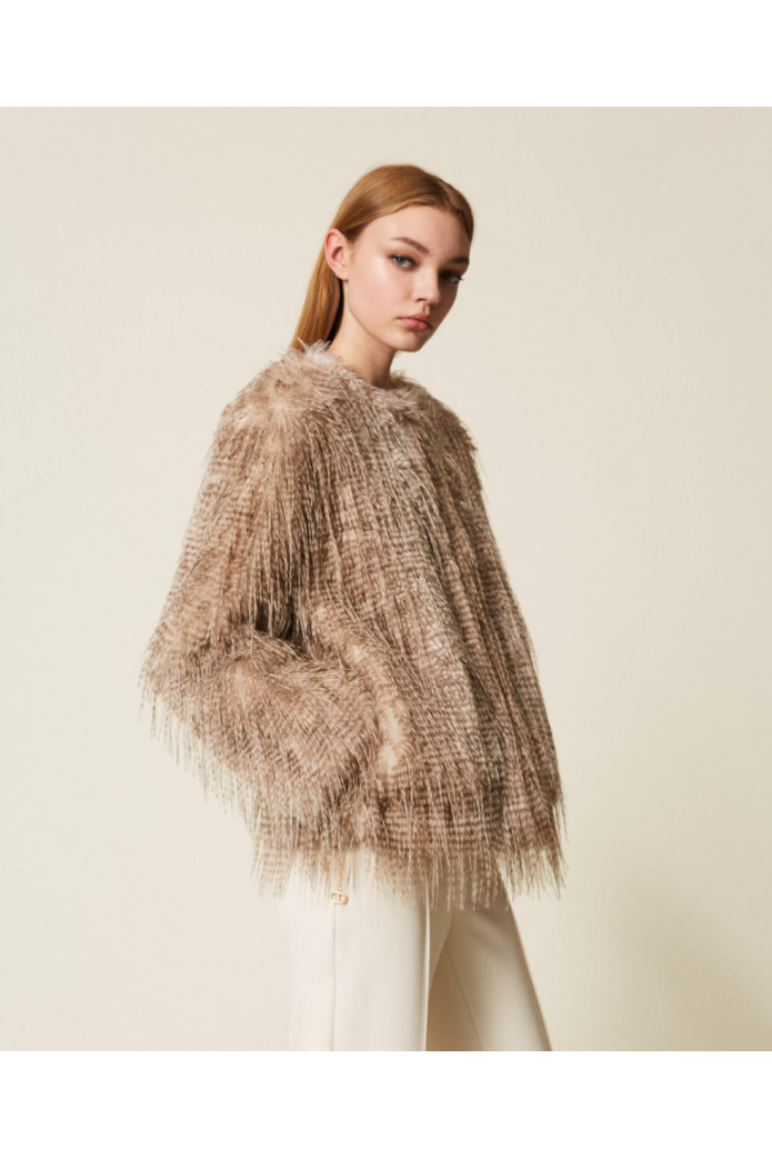 Chaqueta de pelo sintético estampada