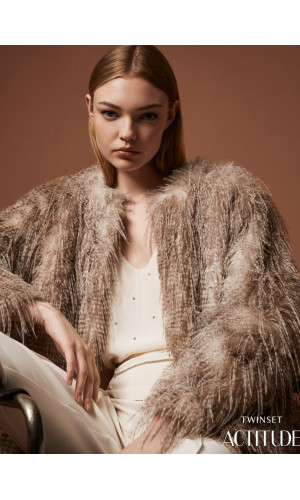 Chaqueta de pelo sintético estampada