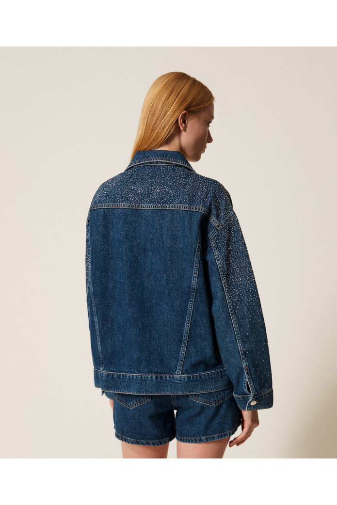 Cazadora vaquera con strass