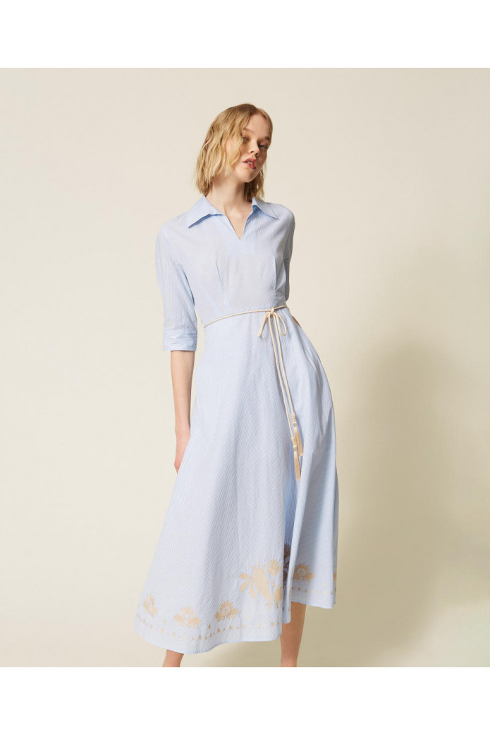 Vestido largo de rayas con bordado